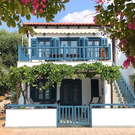 Sail House Holiday home *